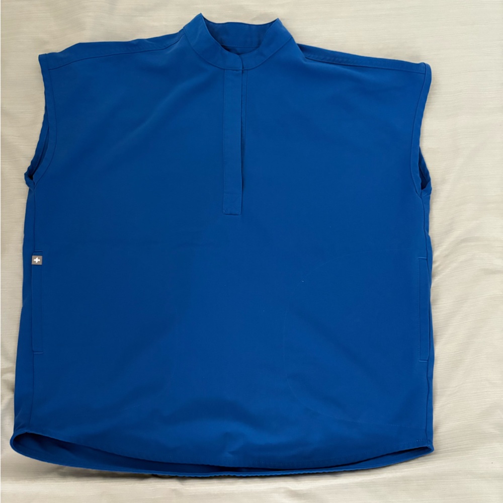 Figs women Blue Srub Top & bottom